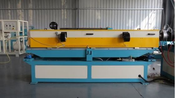 고속도 PP PE PVC 단일 벽 파형관 생산 라인