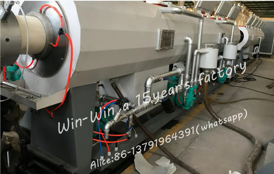 자동적인 플라스틱 PVC UPVC 물 전기 PVC 관 밀어남 선 PLC 통제