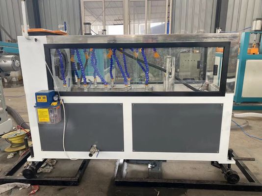 기계 PE에 물결 모양 도관 관 생산 라인을 만드는 HDPE 탄소 나선형 관