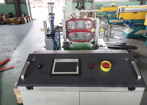 700 Kg/H 630mm 물결 모양 관 밀어남 선