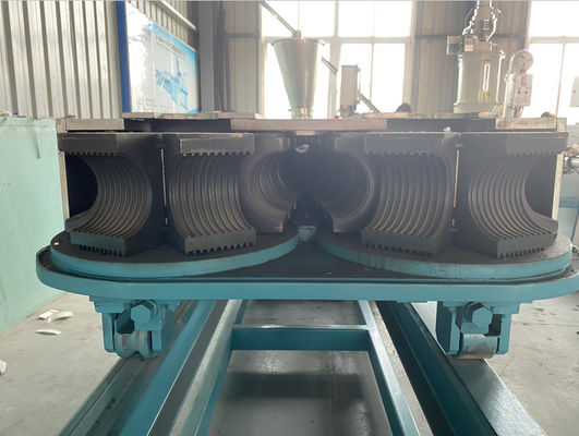160mm PVC Single Wall Corrugated Pipe Extrusion Line Twin Screw 6m/Min
