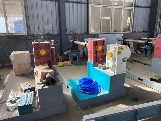 90Kg/H 16-63mm 단 하나 벽 물결 모양 관 밀어남 선 PE PP HDPE