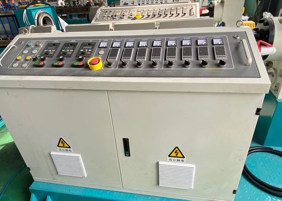 250-630mm 단일 나사 압출기 기계 물 가스 오일 공급 호스